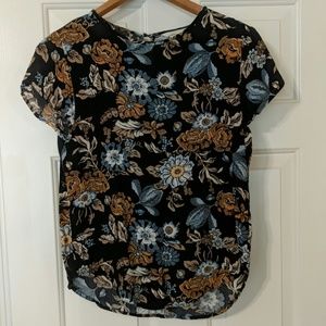 Great floral print top